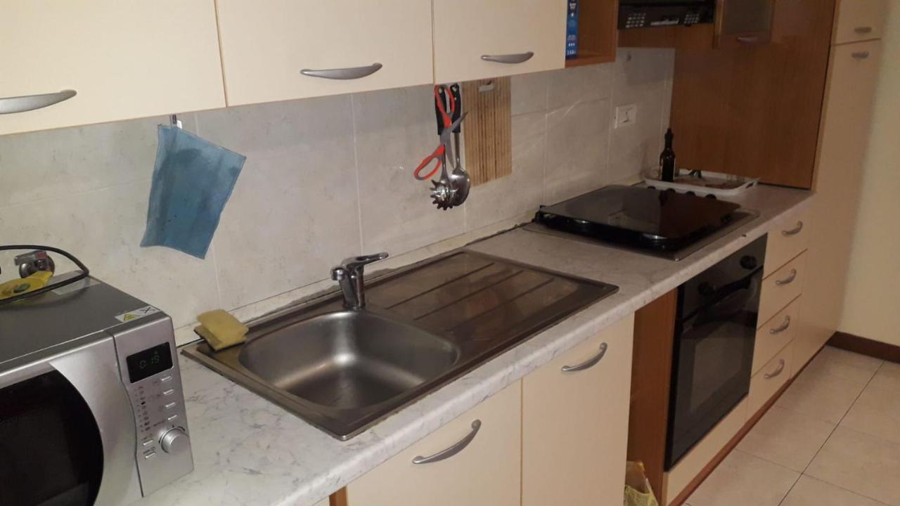 Lecco Centro - Casa Indipendenteアパートメント エクステリア 写真